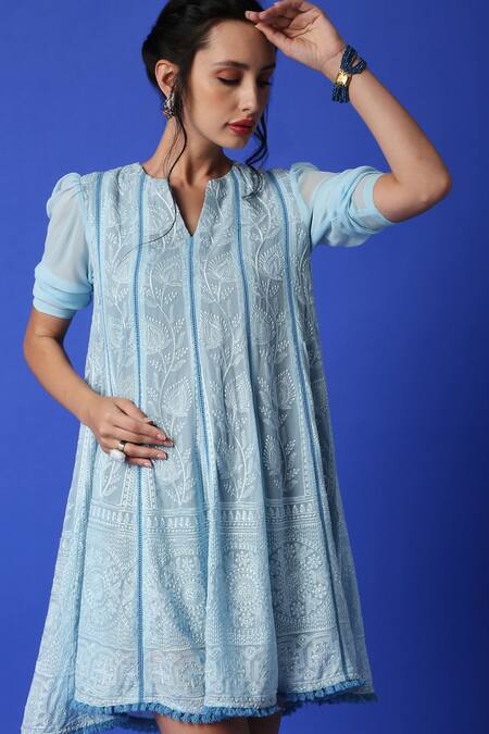 Monk & Mei By Sonia Anand Blue Georgette Lace, Embroidery Keyhole Neck Chikankari Kurta Online at Aza Fashions Monk & Mei By Sonia Anand_Blue Georgette Lace, Embroidery Keyhole Neck Chikankari Kurta _Online_at_Aza_Fashions