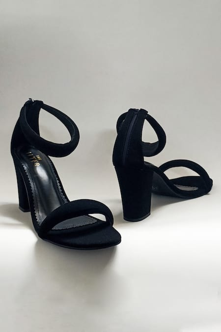 Buy Allen Solly Black Solid Strappy Block Heels - Heels for Women 19652254  | Myntra