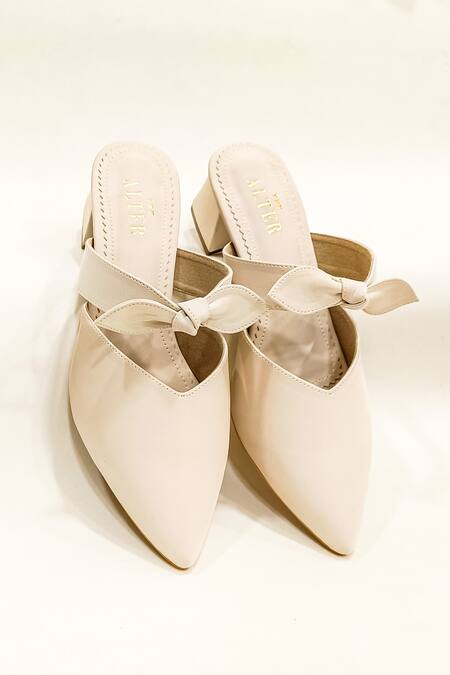 Buy_The Alter_Beige Bows Beverly Block Heels 