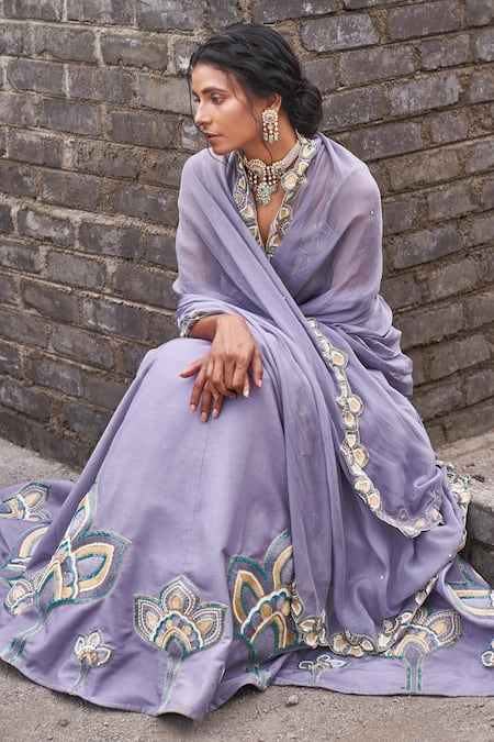Buy_17:17 By Simmi Saboo_Purple Organza, Muslin Silk Bandhani Saba Lotus Pattern Embroidered Lehenga Set_Online_at_Aza_Fashions
