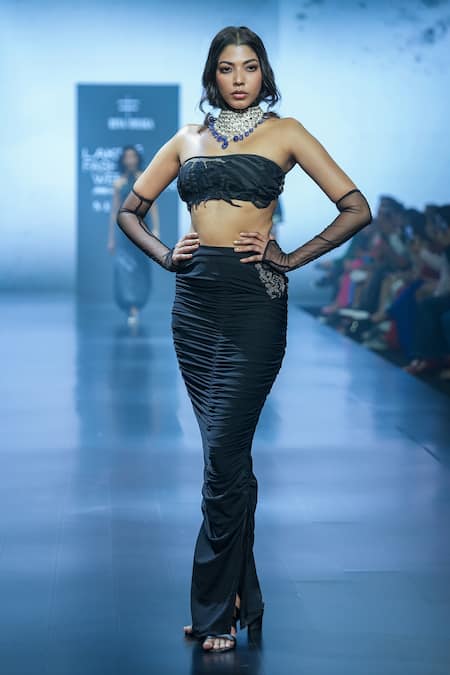 Buy_Rina Dhaka_Black Silk Beads, Embroidery Sweetheart Neck Tube Crop Top And Skirt Set _Online_at_Aza_Fashions