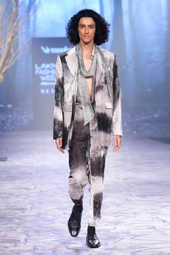 Nirmooha_Off White Lurex Embroidery Sheer Thread Shirt _Online_at_Aza_Fashions