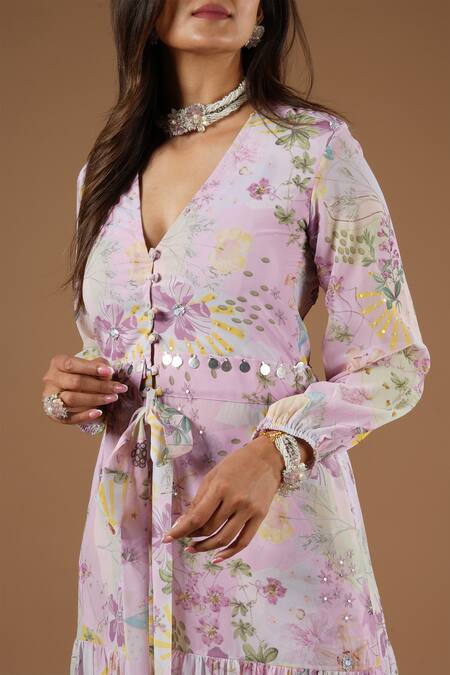 Vana Ethnics_Purple Viscose Sequins V-neck Vintage Botanical Print Kurta With Pant _at_Aza_Fashions