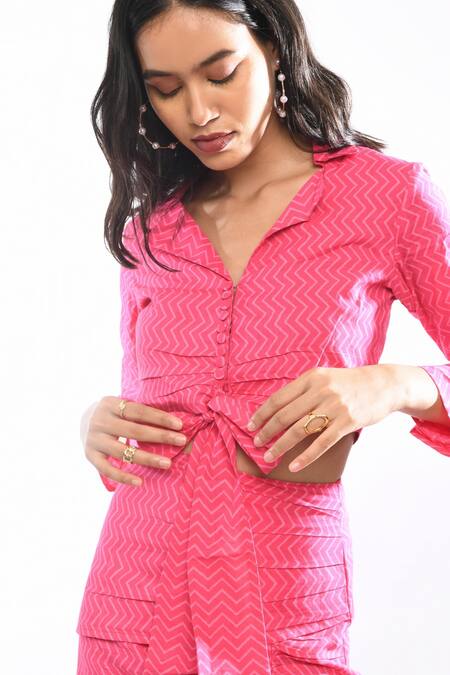 Buy_Itara_Pink Cotton Zig Zag Print Wide Shirt Collar Top And Skirt Set_Online_at_Aza_Fashions