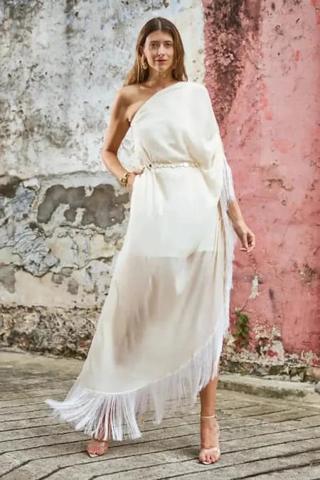 Style Junkiie Ivory Crepe Fringe Asymmetric One Shoulder Kaftan Online at Aza Fashions Style Junkiie_Ivory Crepe Fringe Asymmetric One Shoulder Kaftan _Online_at_Aza_Fashions