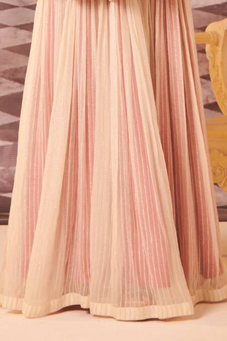 Gauri Dhawan_Off White Chiffon Stripe Gathered Lehenga Skirt_Online_at_Aza_Fashions