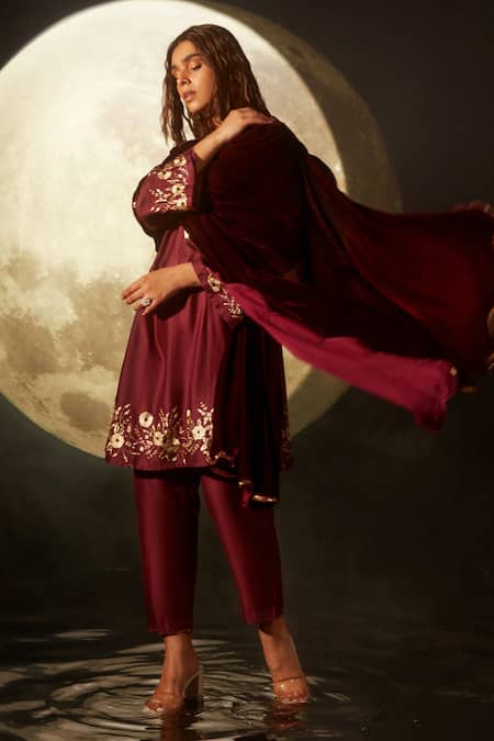 Dohr India Maroon Organza, Satin, Cotton, , Chanderi, Sleeve Short Kurta Set Online at Aza Fashions Dohr India_Maroon Organza, Satin, Cotton, , Chanderi, Sleeve Short Kurta Set _Online_at_Aza_Fashions