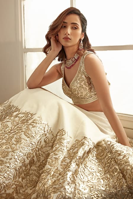 Buy_Studio Iris India_White Organza, Net Embroidery, Tassels Jasmine Floral Bridal Lehenga Set _Online_at_Aza_Fashions