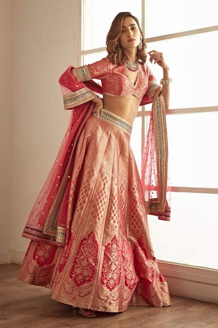 Buy Studio Iris India Pink Silk, Net, Brocade Embroidery Plunge Neck Gulaal Banarasi Lehenga Set Online at Aza Fashions Buy_Studio Iris India_Pink Silk, Net, Brocade Embroidery Plunge Neck Gulaal Banarasi Lehenga Set _Online_at_Aza_Fashions