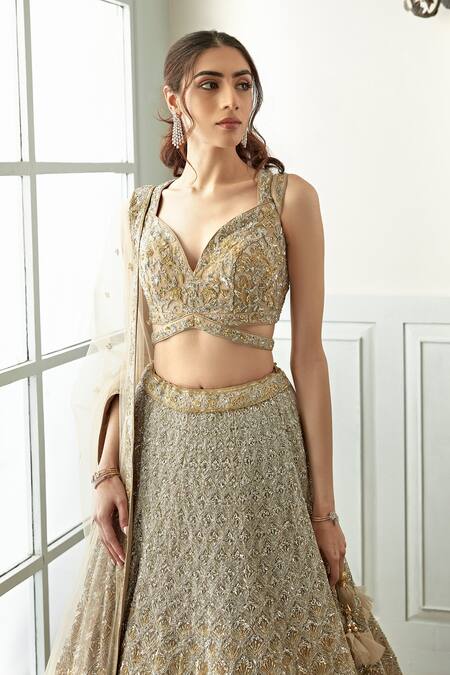 Shop Studio Iris India Grey Organza, Net Embroidery, Heera Floral Geometric Bridal Lehenga Set Online at Aza Fashions Shop_Studio Iris India_Grey Organza, Net Embroidery, Heera Floral Geometric Bridal Lehenga Set _Online_at_Aza_Fashions