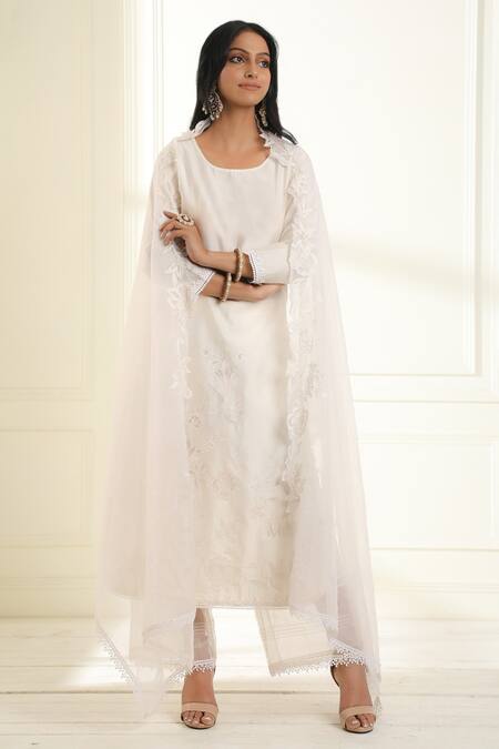 Buy Omana By Ranjana Bothra Ivory Chanderi, Organza Embroidery Round Neck Gul Kurta Set Online at Aza Fashions Buy_Omana By Ranjana Bothra_Ivory Chanderi, Organza Embroidery Round Neck Gul Kurta Set _Online_at_Aza_Fashions