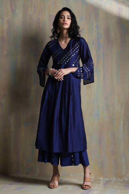 Charkhee_Blue Chanderi, Cotton Mirrors V-neck Work Kurta Palazzo Set _at_Aza_Fashions