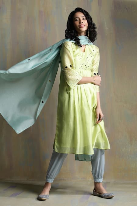 Charkhee_Yellow Chanderi, Cotton Mirrors V-neck Work Kurta Joggers Set _at_Aza_Fashions