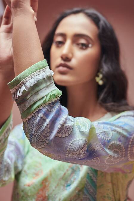 Buy_Saundh_Green Kurta Pure Raw Silk Embroidered And Printed Floral Round Ivy A-line Set_Online_at_Aza_Fashions