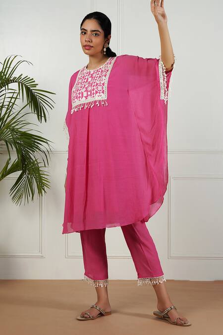 OMI Pink Linen, Crepe Embroidery, Lace Round Neck Floral Yoke Kaftan And Pant Set at Aza Fashions OMI_Pink Linen, Crepe Embroidery, Lace Round Neck Floral Yoke Kaftan And Pant Set_at_Aza_Fashions