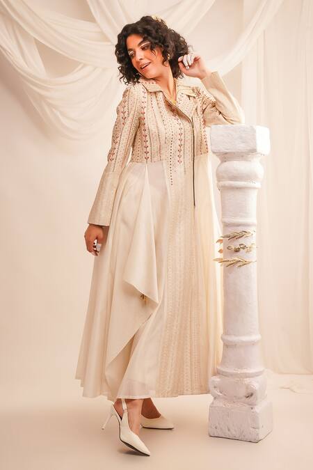 Jajaabor Ivory Silk Chanderi Embroidery Chevron Notched Textured Anarkali And Pant Set at Aza Fashions Jajaabor_Ivory Silk Chanderi Embroidery Chevron Notched Textured Anarkali And Pant Set _at_Aza_Fashions