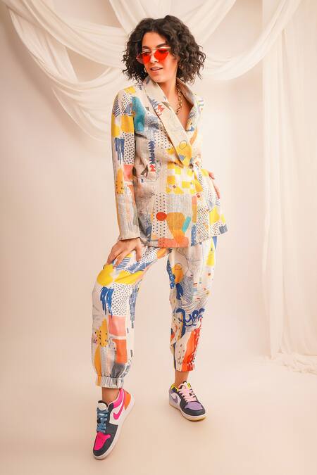 Shop Jajaabor Ivory Silk Chanderi Embroidery Zari Shawl Collar Jacket And Joggers Set Online at Aza Fashions Shop_Jajaabor_Ivory Silk Chanderi Embroidery Zari Shawl Collar Jacket And Joggers Set _Online_at_Aza_Fashions