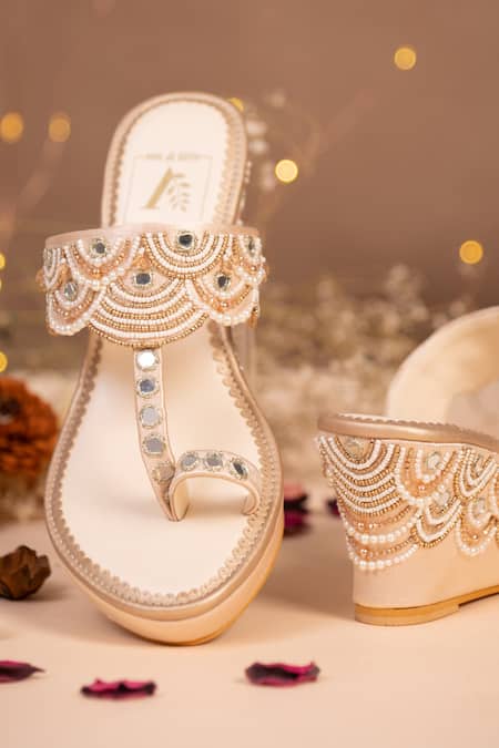 House Of Vian Gold Embroidery Jashn Scallop Kolhapuri Wedges 