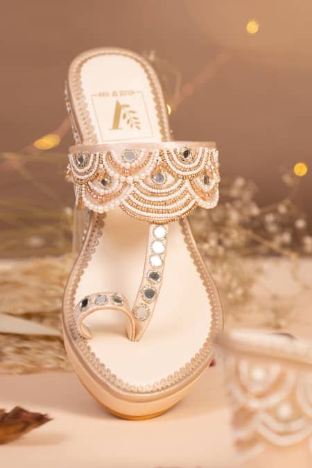 Buy House Of Vian Gold Embroidery Jashn Scallop Kolhapuri Wedges Online at Aza Fashions Buy_House Of Vian_Gold Embroidery Jashn Scallop Kolhapuri Wedges _Online_at_Aza_Fashions