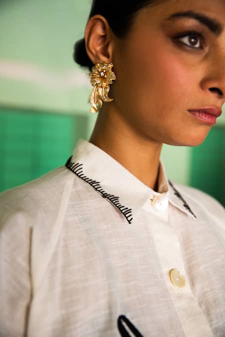 Buy_Jodi_White Cotton Embroidery Collared Jantar Shirt _Online_at_Aza_Fashions