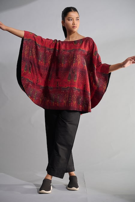 Taika By Poonam Bhagat_Red Silk Embroidery Round Neck Printed And Poncho _Online_at_Aza_Fashions