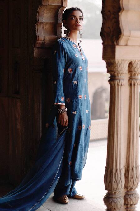 Avacara Blue Silk Embroidered Dori Notched Paisley Buttis Kurta Set at Aza Fashions Avacara_Blue Silk Embroidered Dori Notched Paisley Buttis Kurta Set _at_Aza_Fashions