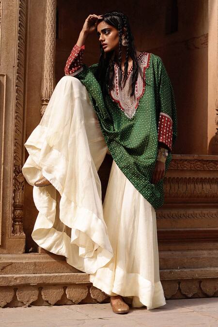 Avacara_Green Organza Embroidery Round Neck Patterned Flowy Kaftan With Contrast Sharara _Online_at_Aza_Fashions