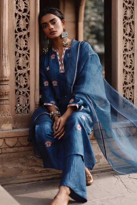 Shop Avacara Blue Silk Embroidered Dori Notched Paisley Buttis Kurta Set Online at Aza Fashions Shop_Avacara_Blue Silk Embroidered Dori Notched Paisley Buttis Kurta Set _Online_at_Aza_Fashions