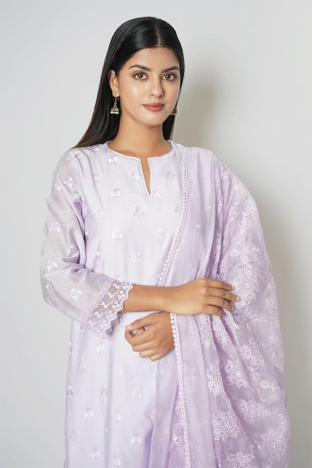 Buy_Kameez_Purple Chanderi Embroidered Floral Split V Neck Beautiful Spring Kurta Set _Online_at_Aza_Fashions