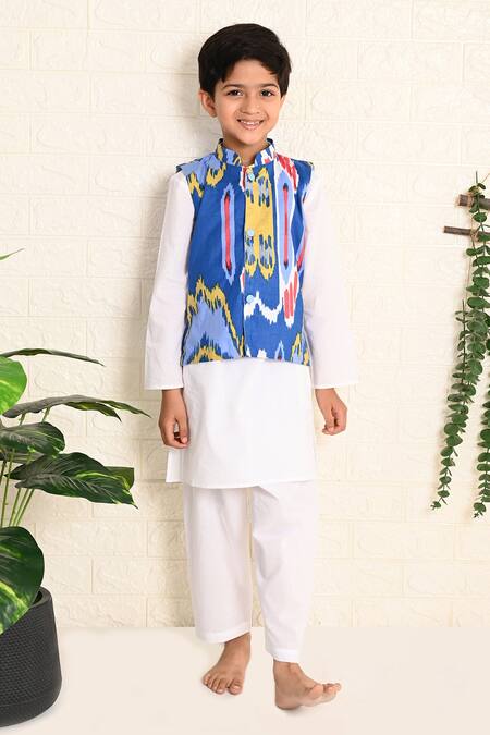 THE COTTON STAPLE_Blue Cotton Printed Ikat Bundi Kurta Set _Online_at_Aza_Fashions