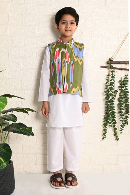 THE COTTON STAPLE_Green Cotton Multicolor Ikat Printed Bundi Kurta Set _Online_at_Aza_Fashions