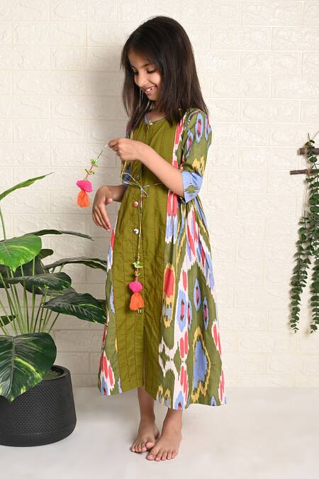 Shop_THE COTTON STAPLE_Green Cotton Tassels Peasant Waist Tie Dress _Online_at_Aza_Fashions