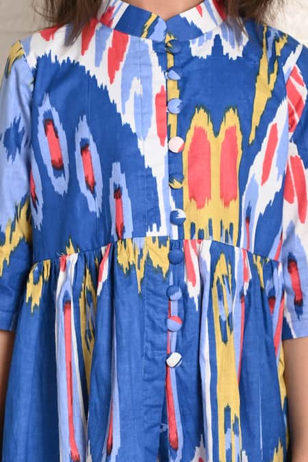 The Cotton Staple_Blue Cotton Melody Ikat Print Kurta With Pant _at_Aza_Fashions