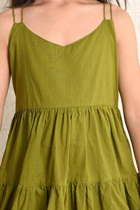 THE COTTON STAPLE_Green Cotton Pom-poms Nature Sleeveless Kurta And Sharara Set _Online_at_Aza_Fashions