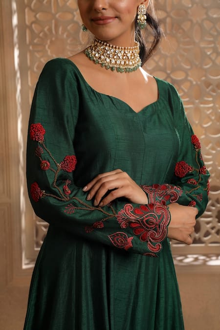 Buy_Omana By Ranjana Bothra_Emerald Green Bamboo, Organza Embroidery Round Neck Bagh Sleeve Anarkali Set _Online_at_Aza_Fashions
