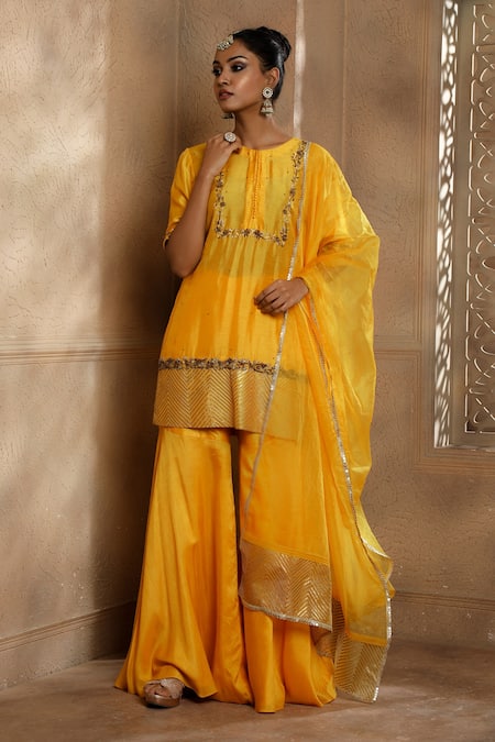 Buy_Omana By Ranjana Bothra_Yellow Cotton, Silk, Organza Gota Patti, Embroidery Noor Placement Kurta Set _Online_at_Aza_Fashions