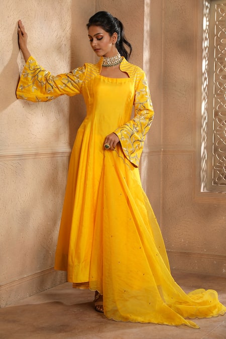 Shop_Omana By Ranjana Bothra_Yellow Silk, Organza, Bamboo Embroidery Scoop Neck Bella Bird Sleeve Kurta Set _Online_at_Aza_Fashions