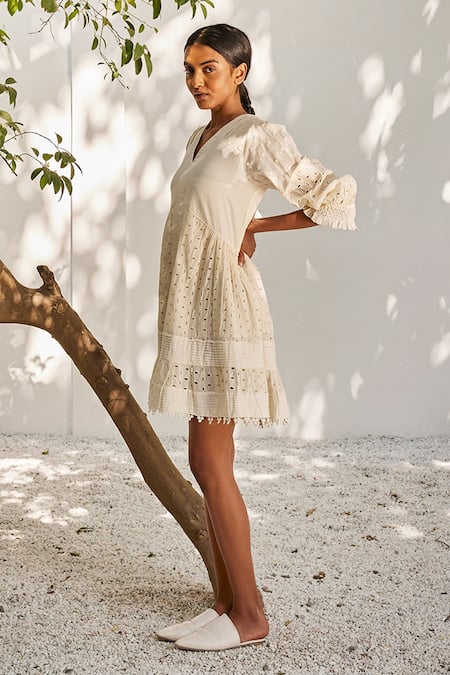 Kharakapas_Off White Cotton Lace V-neck Dreaming You Schiffli Short Dress _Online_at_Aza_Fashions