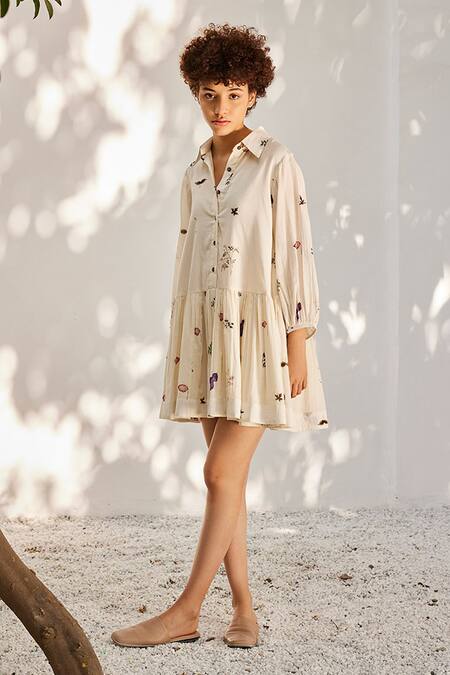 Kharakapas Off White Cotton Embroidery Collared Secret Floral Print Dress Online at Aza Fashions Kharakapas_Off White Cotton Embroidery Collared Secret Floral Print Dress _Online_at_Aza_Fashions