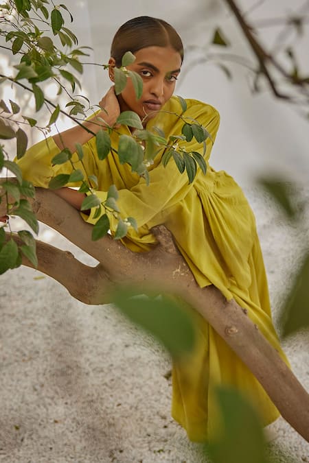 Kharakapas_Green Cotton Collared Corn Solid Mulmul Co-ord Set _at_Aza_Fashions