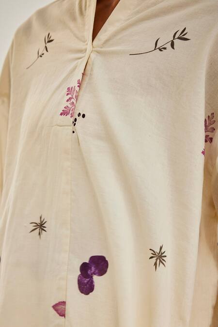 Shop_Kharakapas_Off White Cotton Applique, Embroidery Collared Her Fate Floral Print Co-ord Set_Online_at_Aza_Fashions