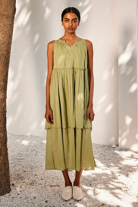 Kharakapas_Green Cotton Embroidery Split V-neck Gaia Scallop Hem Midi Dress _Online_at_Aza_Fashions