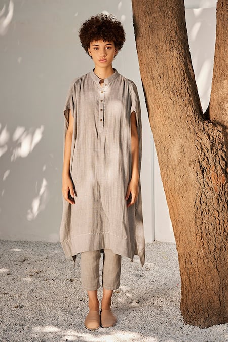 Kharakapas Grey Cotton Embroidery Mandarin One Last Time Hem Tunic And Trouser Co-ord Set Online at Aza Fashions Kharakapas_Grey Cotton Embroidery Mandarin One Last Time Hem Tunic And Trouser Co-ord Set_Online_at_Aza_Fashions