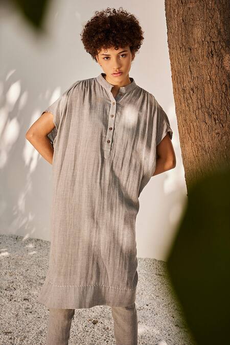 Shop Kharakapas Grey Cotton Embroidery Mandarin One Last Time Hem Tunic And Trouser Co-ord Set Online at Aza Fashions Shop_Kharakapas_Grey Cotton Embroidery Mandarin One Last Time Hem Tunic And Trouser Co-ord Set_Online_at_Aza_Fashions