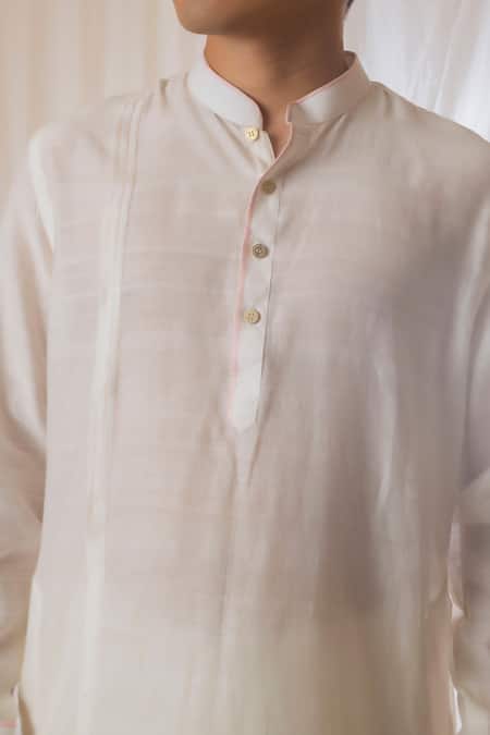 Shop_Vaani Beswal_Off White Handwoven Cotton Silk Embroidery Floral Mandarin Collar Kurta _Online_at_Aza_Fashions