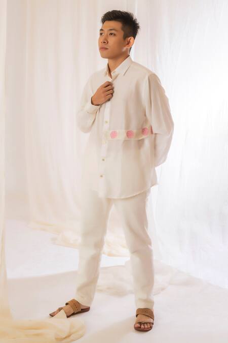 Vaani Beswal_Off White Silk Handloom Cotton Embroidery Floral Shirt _Online_at_Aza_Fashions