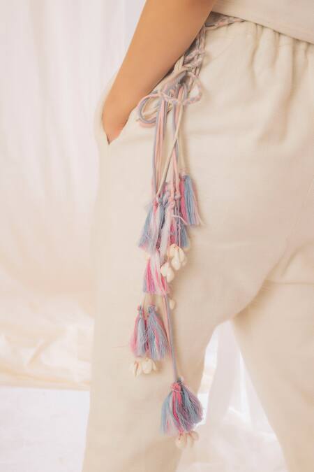 Shop Vaani Beswal Off White Plain Straight Fit Trouser With Embroidered Belt Online at Aza Fashions Shop_Vaani Beswal_Off White Plain Straight Fit Trouser With Embroidered Belt _Online_at_Aza_Fashions