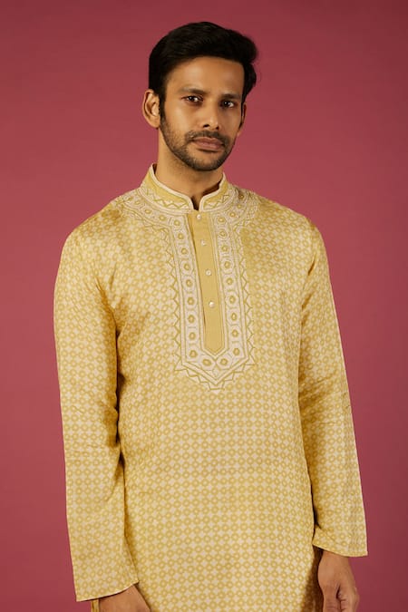 Krishna Mehta_Yellow Tussar Printed Star Kurta Set _Online_at_Aza_Fashions