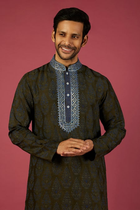 Krishna Mehta_Green Tussar Embroidered Floral Botanical Print Kurta Set _Online_at_Aza_Fashions