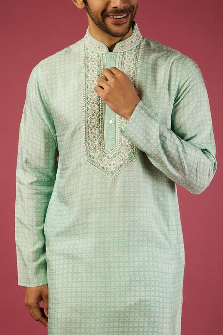 Buy_Krishna Mehta_Green Tussar Printed Geometric Kurta Set _Online_at_Aza_Fashions